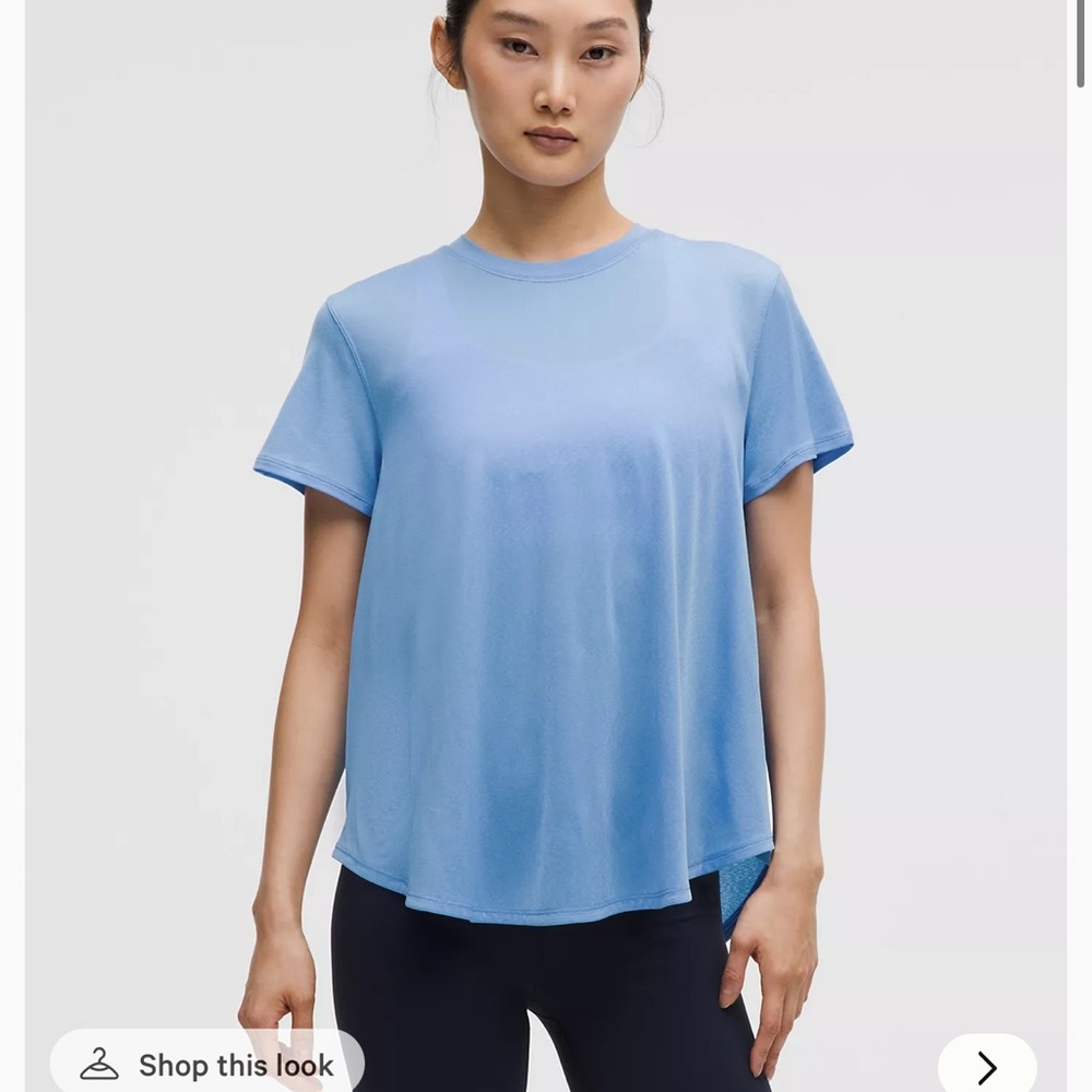 NWT Lululemon Lightweight Split-Back Training T-Shirt